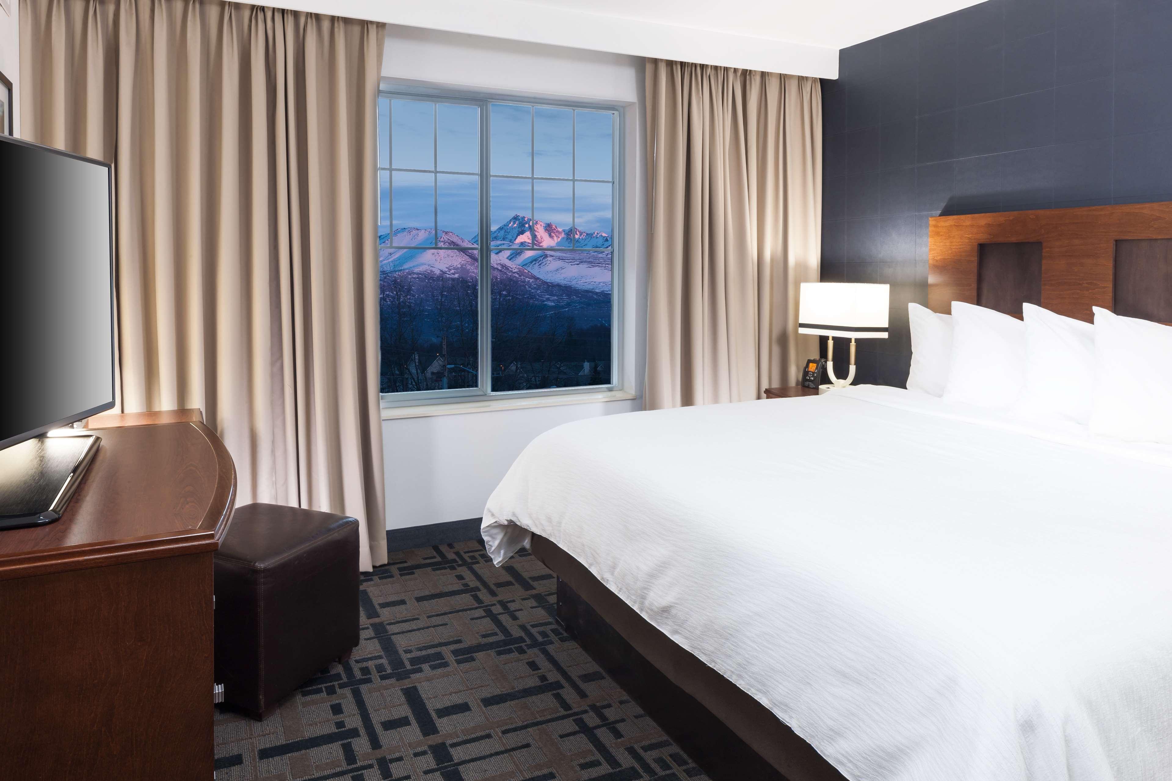 Embassy Suites Anchorage Buitenkant foto