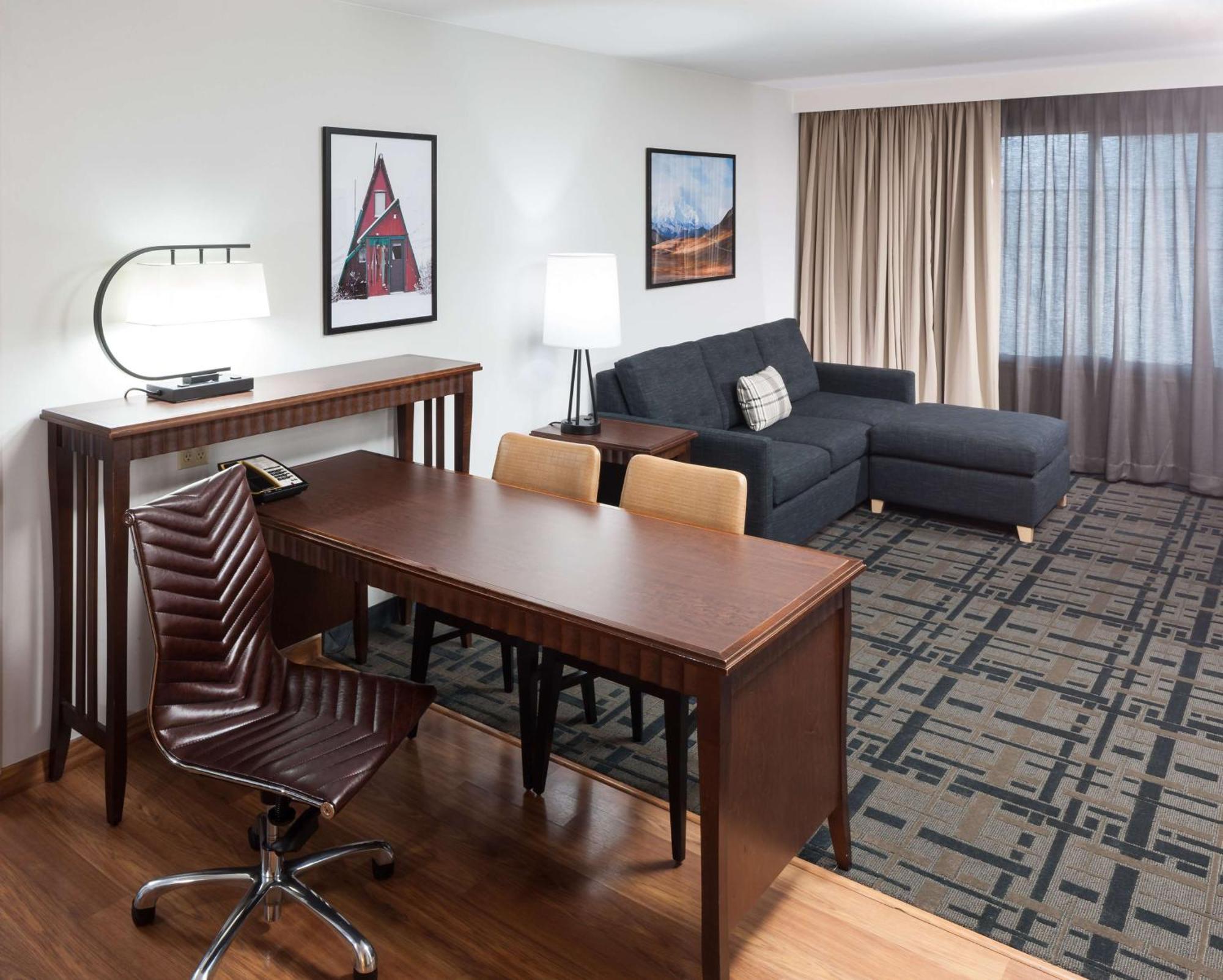 Embassy Suites Anchorage Buitenkant foto